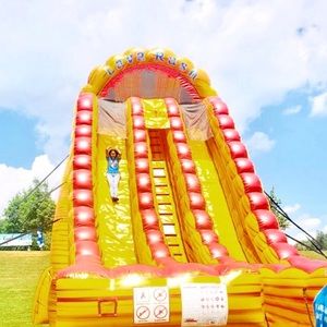 Meet your Posher, Vee